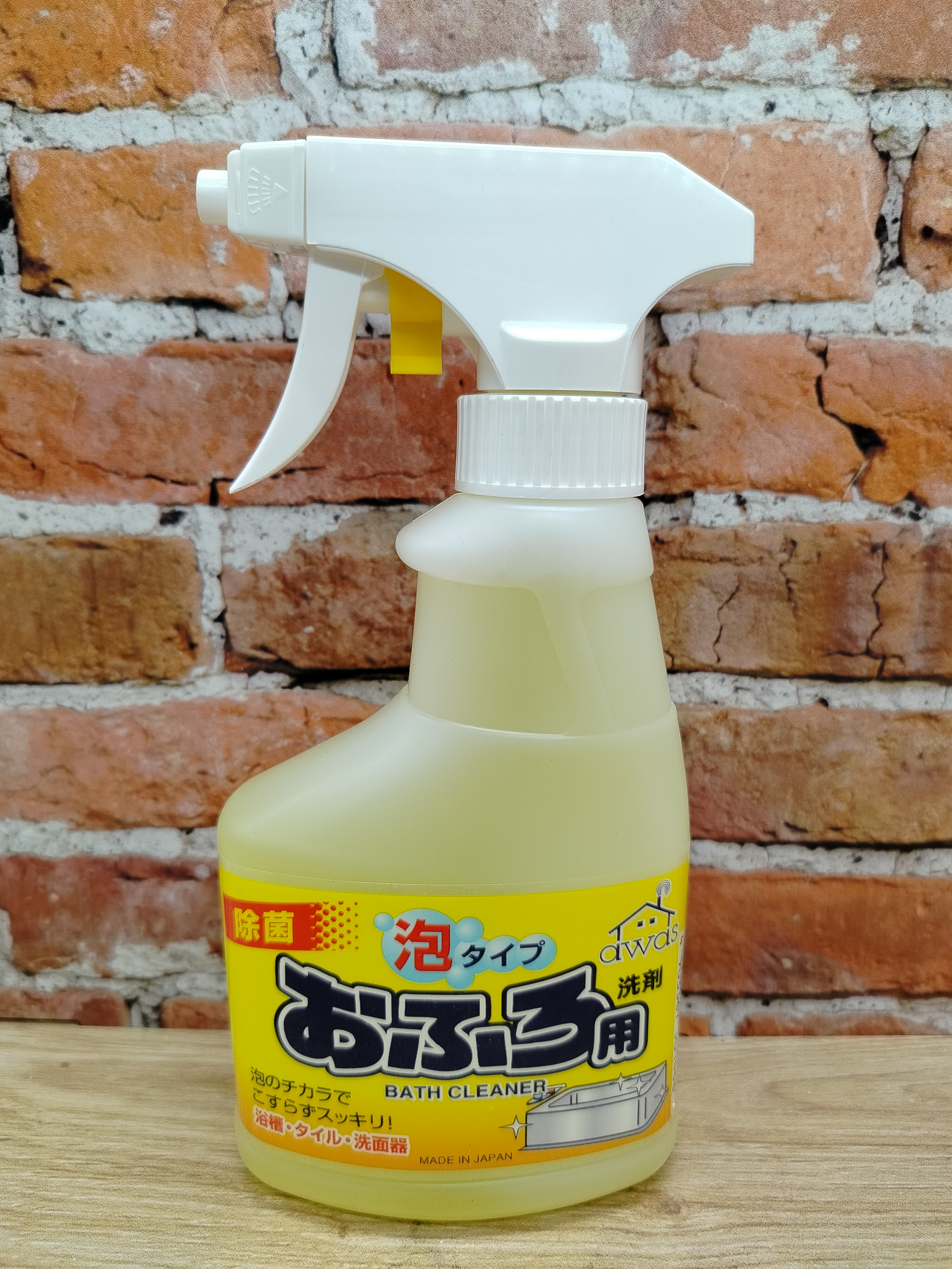 Rocket Soap Спрей-пена чистящий для ванны 300 мл