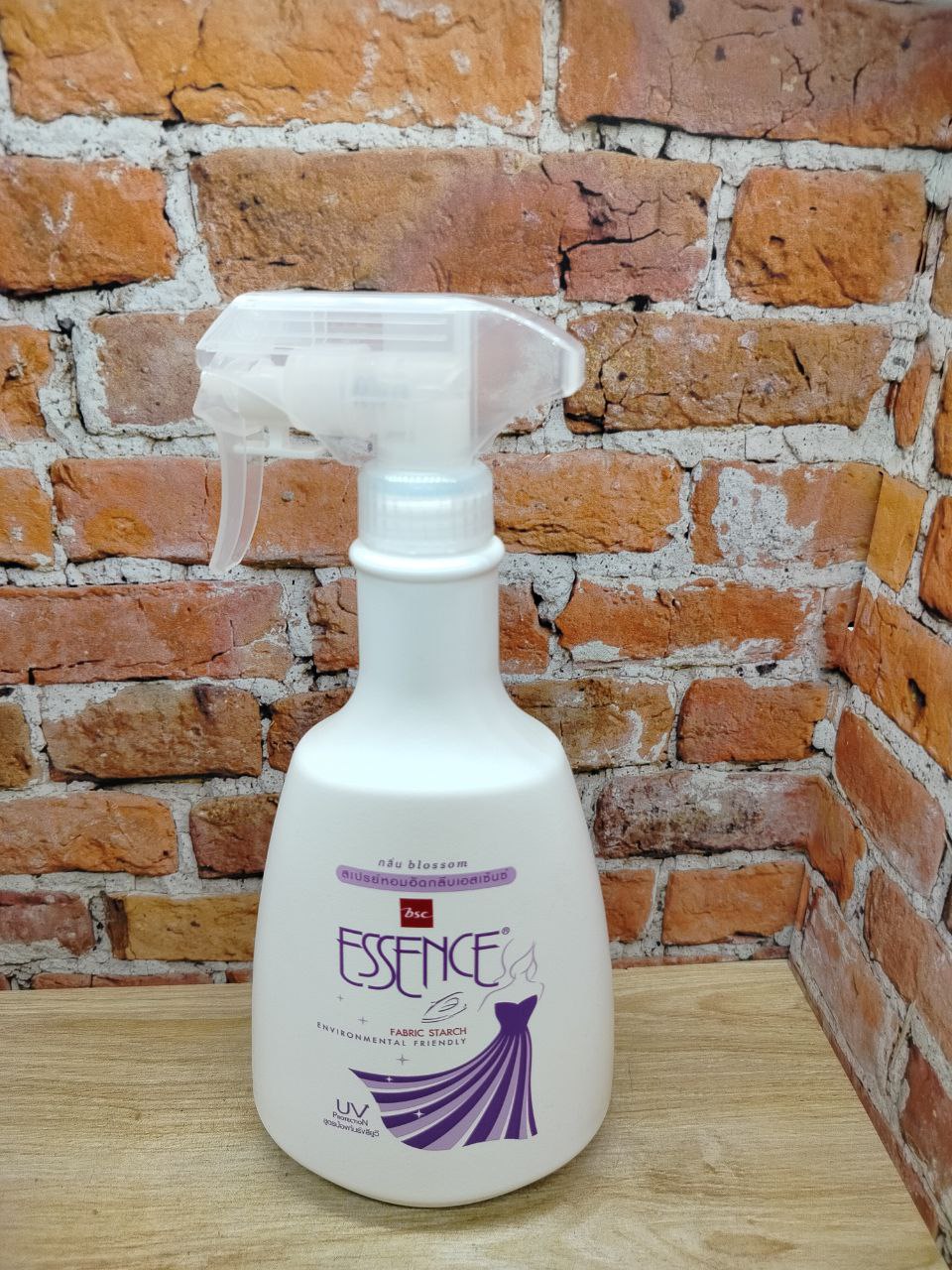 Lion Essence Blossom Средство для глажения и удаления запахов 600 мл спрей