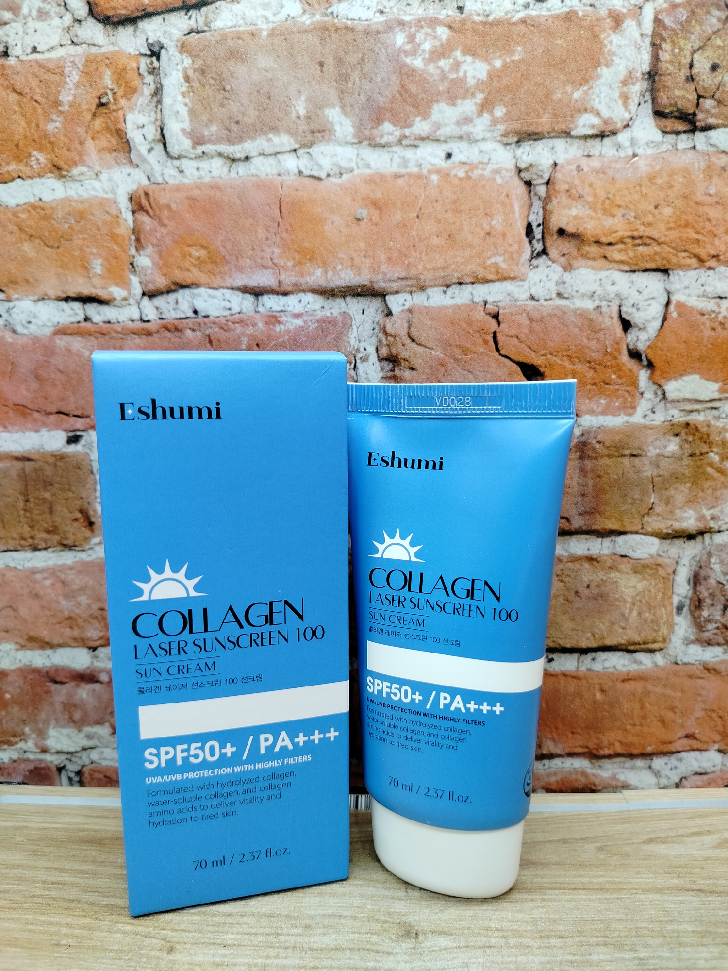 Eshumi Collagen Laser Sunscreen 100 Sun Cream SPF 50+ PA +++ Крем солнцезащитный с коллагеном 70 мл
