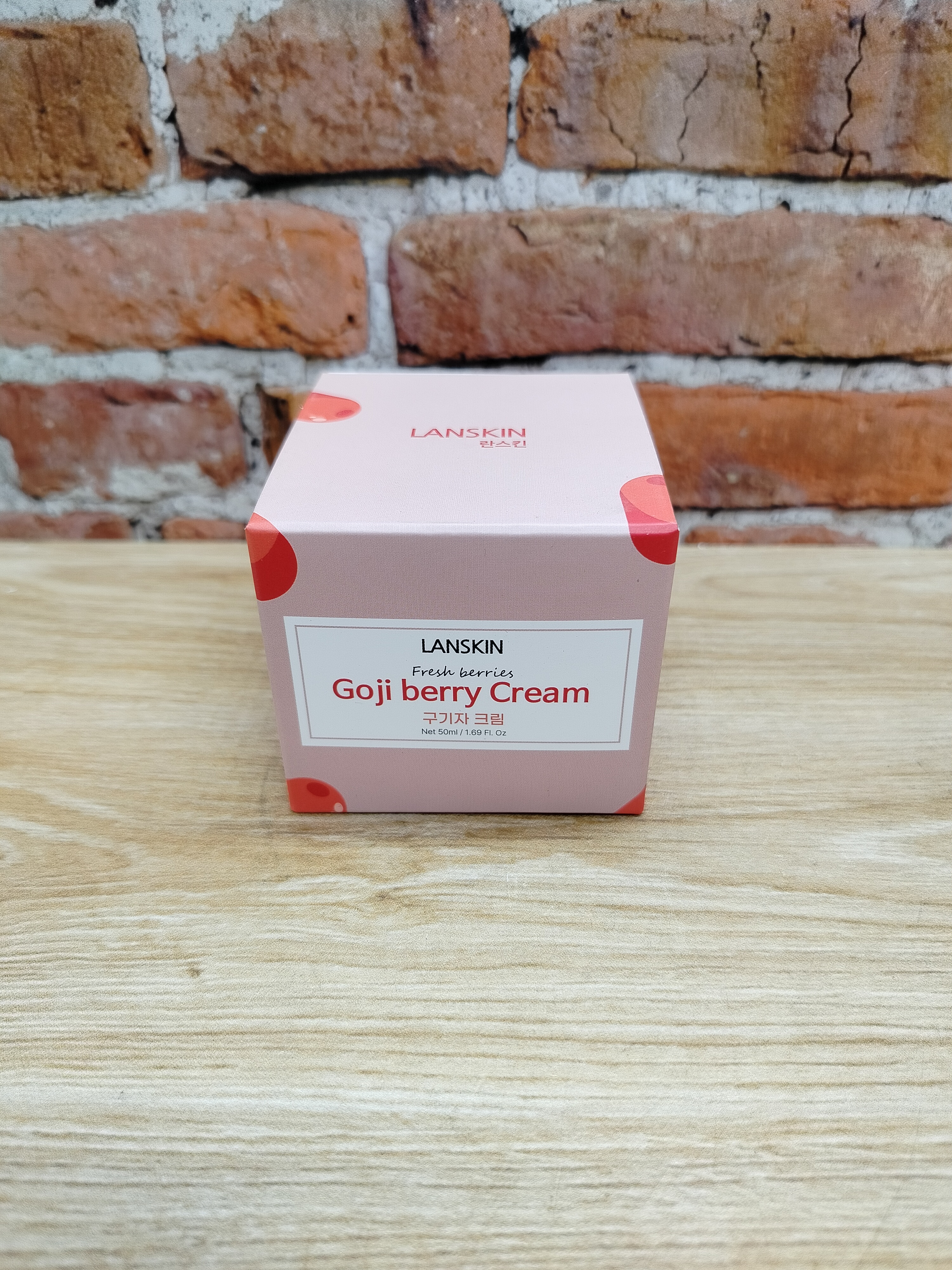 LanSkin Fresh Berries Goji Berry Cream Омолаживающий крем для лица с экстрактом ягод годжи 50 мл
