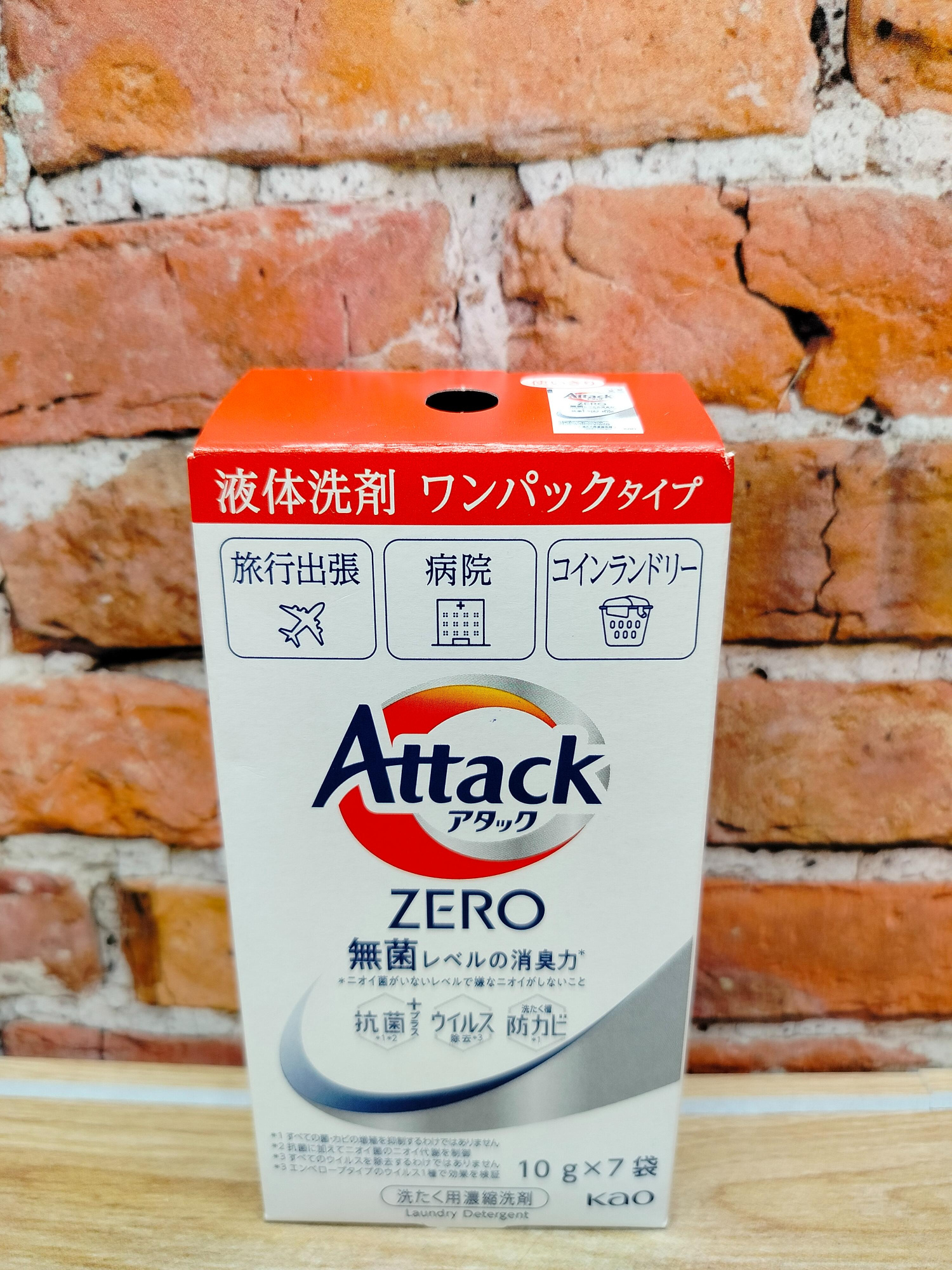 Kao Attack Zero One Суперконцентрированный гель для стирки Листва и Морской бриз 7 пакетов по 10 гр
