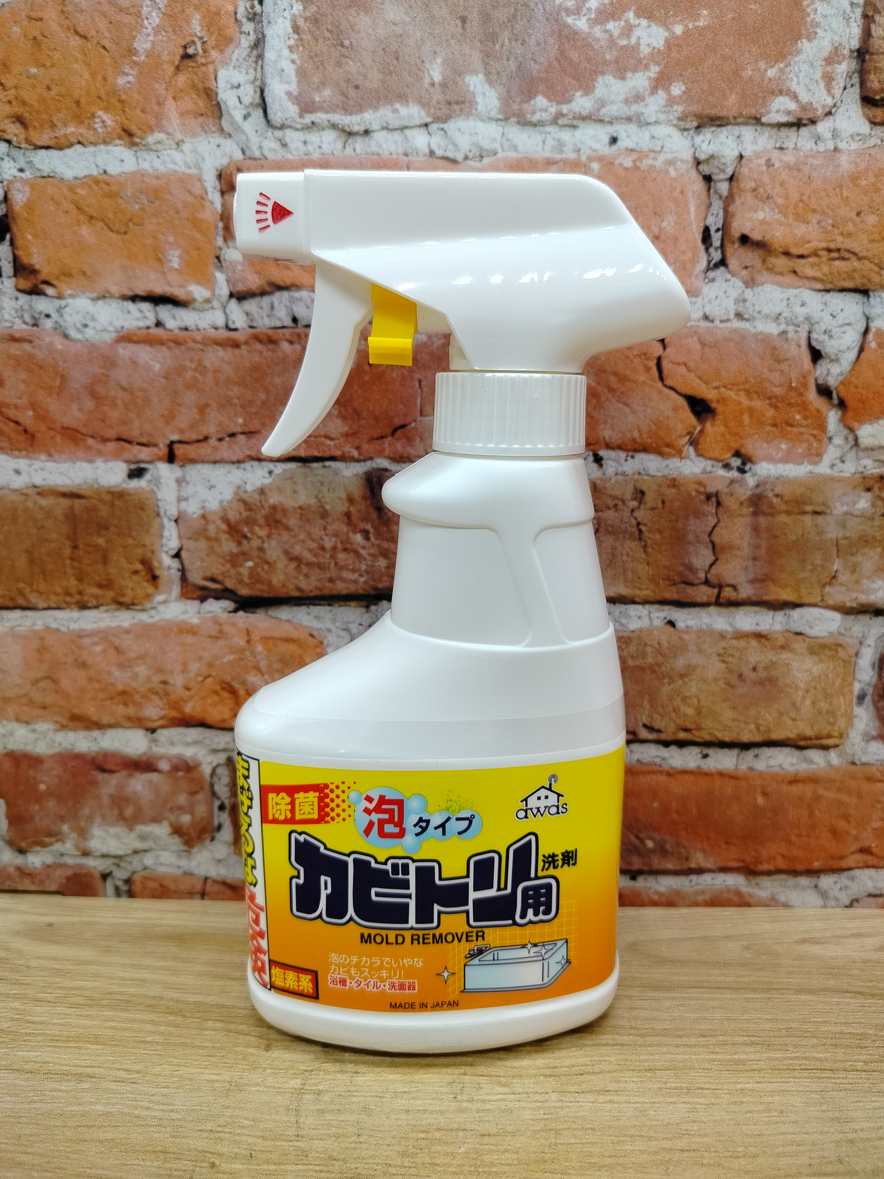 Rocket Soap Пенящееся средство на основе хлора против плесени 300 мл с распылителем