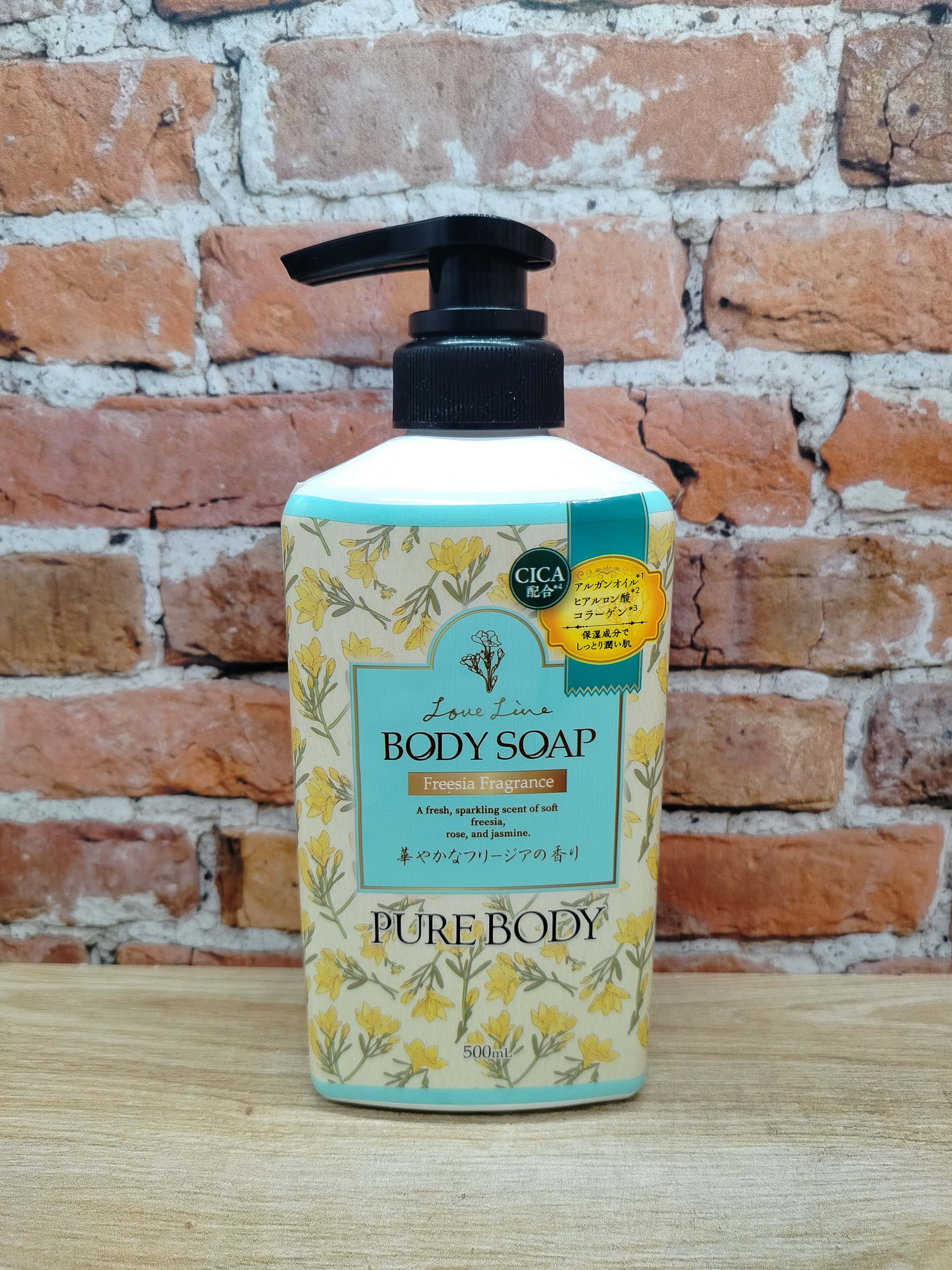 Mitsuei Pure Body Love Line Fresia Fragrance Гель для душа увлажняющий с аргановым маслом, гиалуроновой кислотой, коллагеном и ароматом Фрезии 500 мл