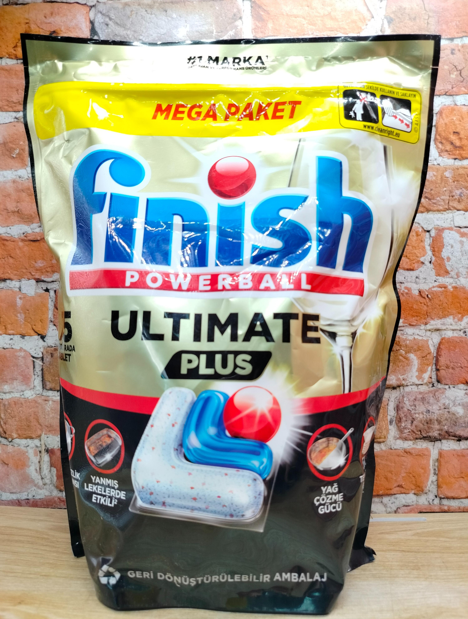 Finish PowerBall Ultimate Plus Капсулы для посудомоечной машины 75 шт 915 гр в zip-пакете
