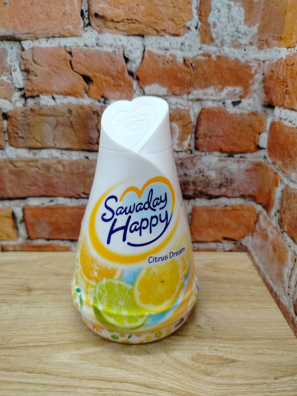 Kobayashi Sawaday Happy Citrus Dream Гелевый освежитель воздуха для комнаты с ароматом Цитрусов 120 гр